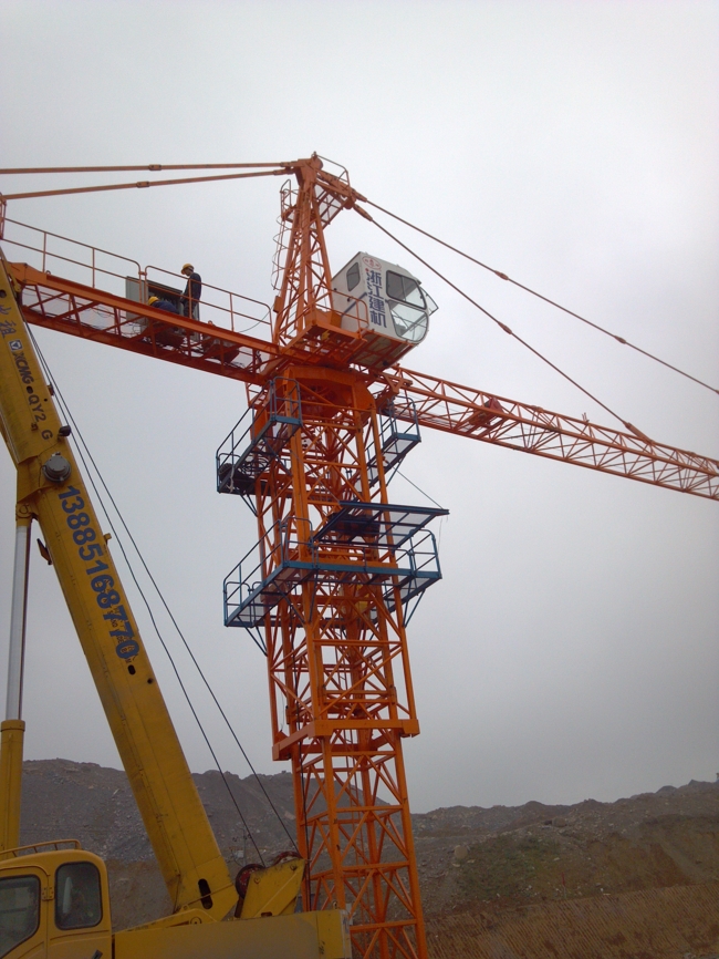 ���̰���